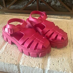 Fisherman sandals GUC. No box.